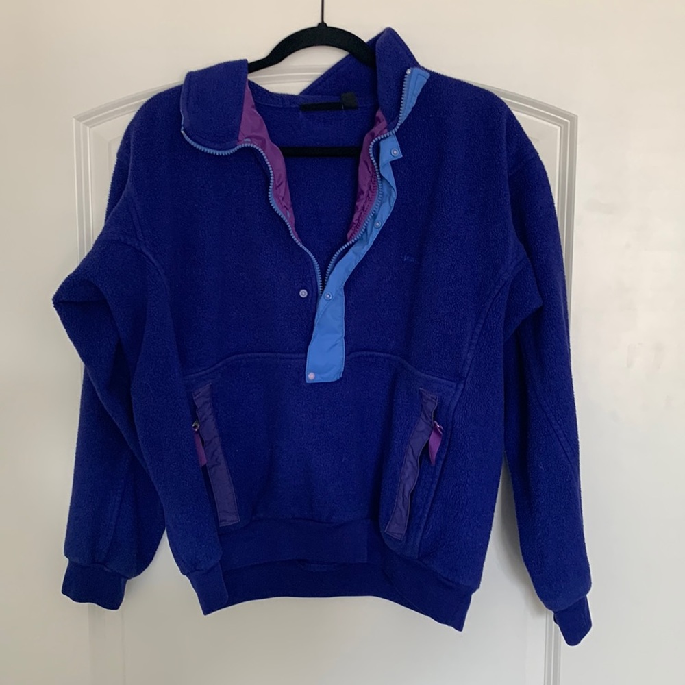 Patagonia sweatshirt